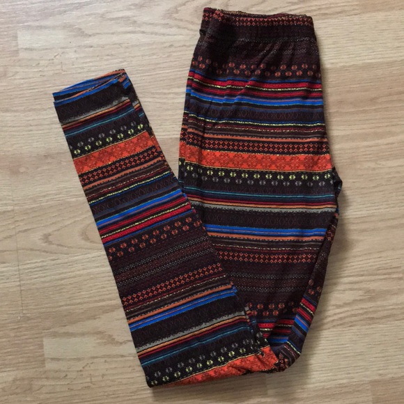 No Boundaries Pants - comfy leggings size small (3-5)